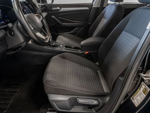 Used 2025 Volkswagen Jetta S FWD image 10