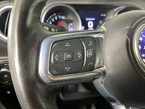 Used 2023 Jeep Wrangler Unlimited Sahara w/ Cold Weather Group AWD/4WD image 21