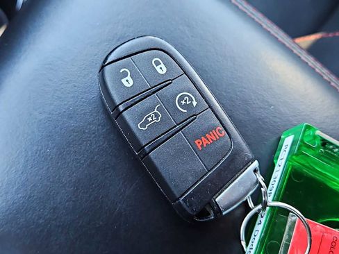 Used 2024 Dodge Durango GT image 34