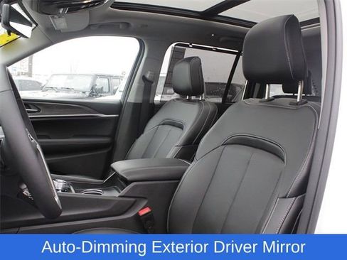 New 2024 Jeep Grand Cherokee Limited 4xe w/ Luxury Tech Group II AWD/4WD image 16