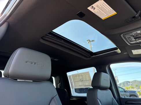 New 2025 GMC Sierra 2500 AT4 w/ AT4 Premium Plus Package image 14