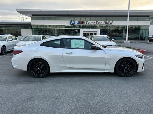 New 2026 BMW M440i Coupe w/ Premium Package RWD image 6