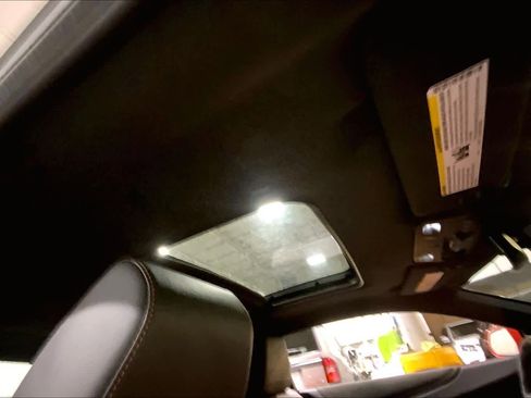 Used 2018 Chevrolet Camaro SS w/ Hot Wheels Edition image 11