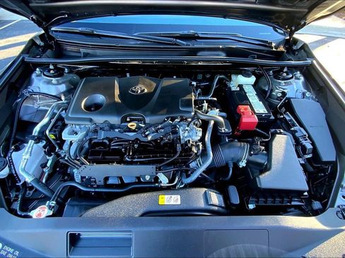 Used 2023 Toyota Camry SE image 10