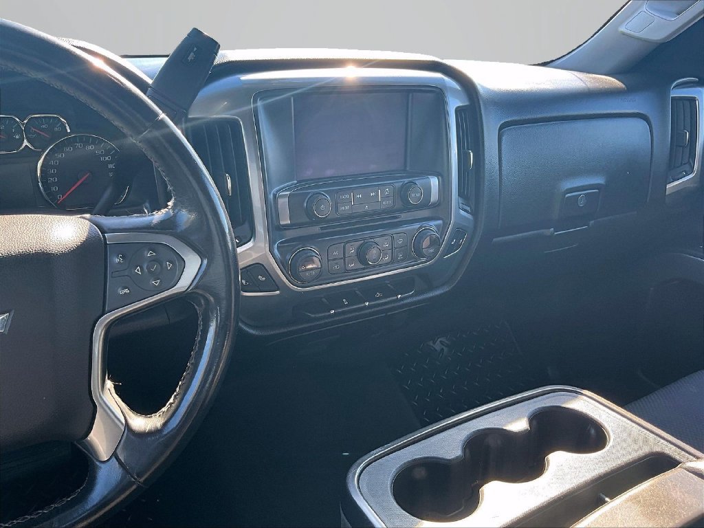 Used 2015 Chevrolet Silverado 1500 LT w/ LT Convenience Package AWD/4WD image 6
