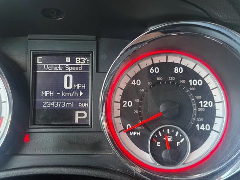 Used 2013 Dodge Durango Crew w/ Trailer Tow Group IV image 19