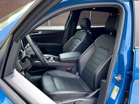 Certified 2025 Volkswagen Atlas Cross Sport SEL R-Line AWD/4WD image 24