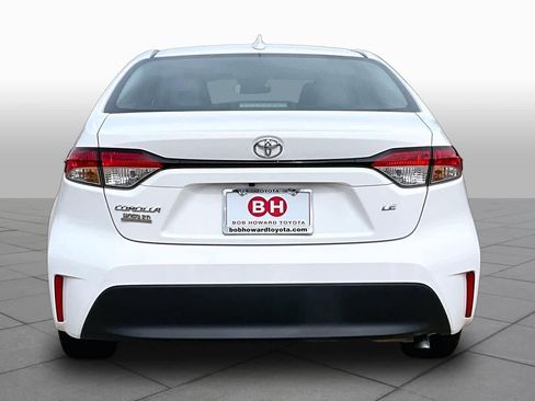 Used 2025 Toyota Corolla LE image 5