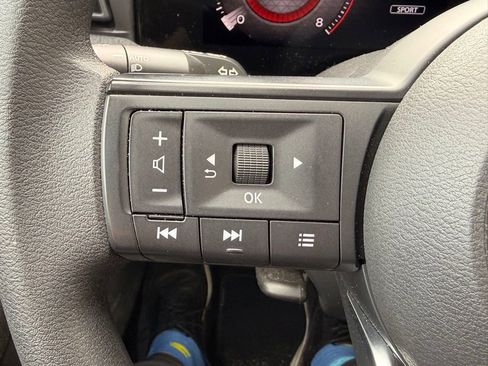Used 2025 Nissan Kicks SV w/ Charging Package AWD/4WD image 22