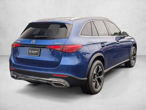 Certified 2026 Mercedes-Benz GLC 350e 4MATIC image 2