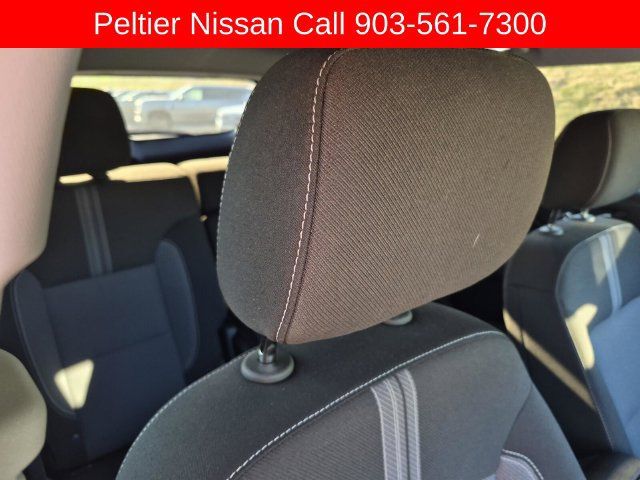 Used 2025 Chevrolet Blazer LT FWD image 12
