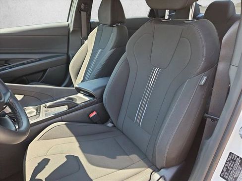 Used 2026 Hyundai Elantra Sport FWD image 15