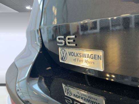 New 2026 Volkswagen Taos SE image 35