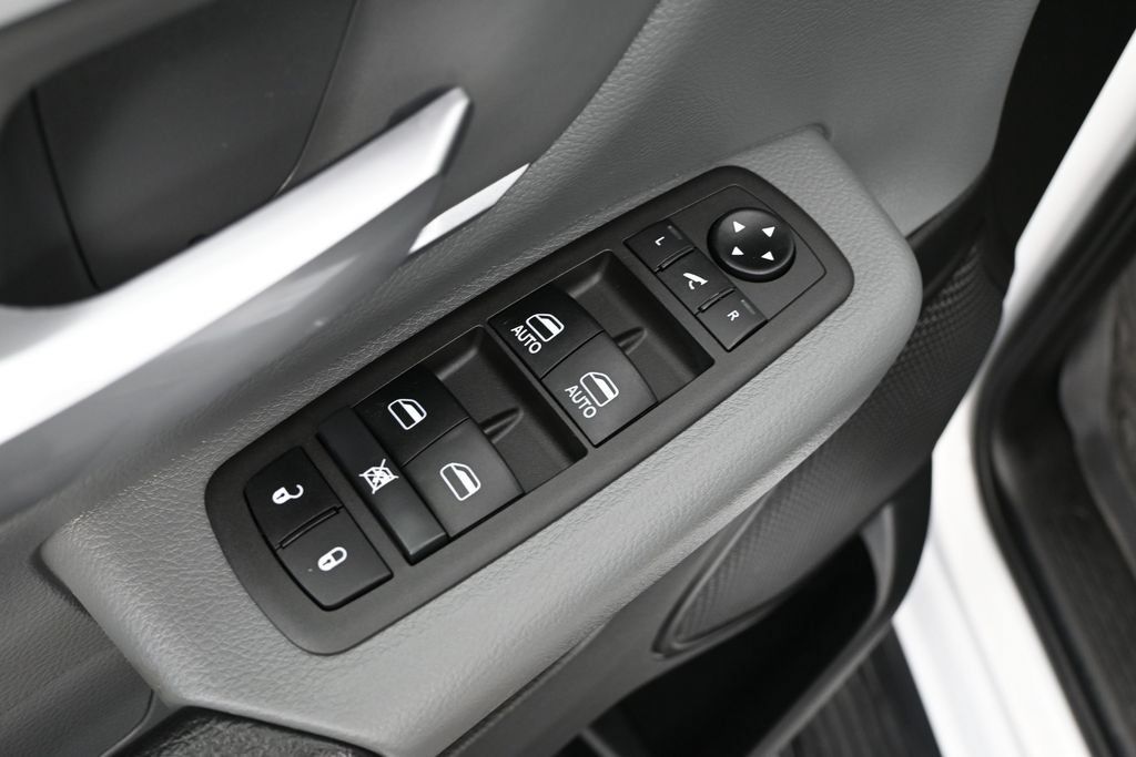 Used 2021 RAM 1500 Big Horn AWD/4WD image 15