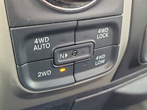 Used 2017 RAM 1500 Big Horn image 29