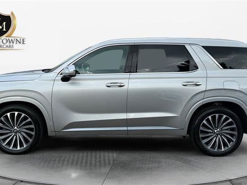 Used 2025 Hyundai Palisade Calligraphy AWD/4WD image 2