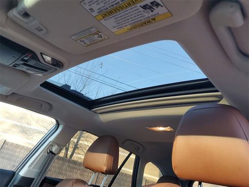 Used 2020 Subaru Outback Touring image 19