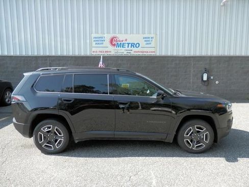 New 2026 Jeep Cherokee Limited AWD/4WD image 9