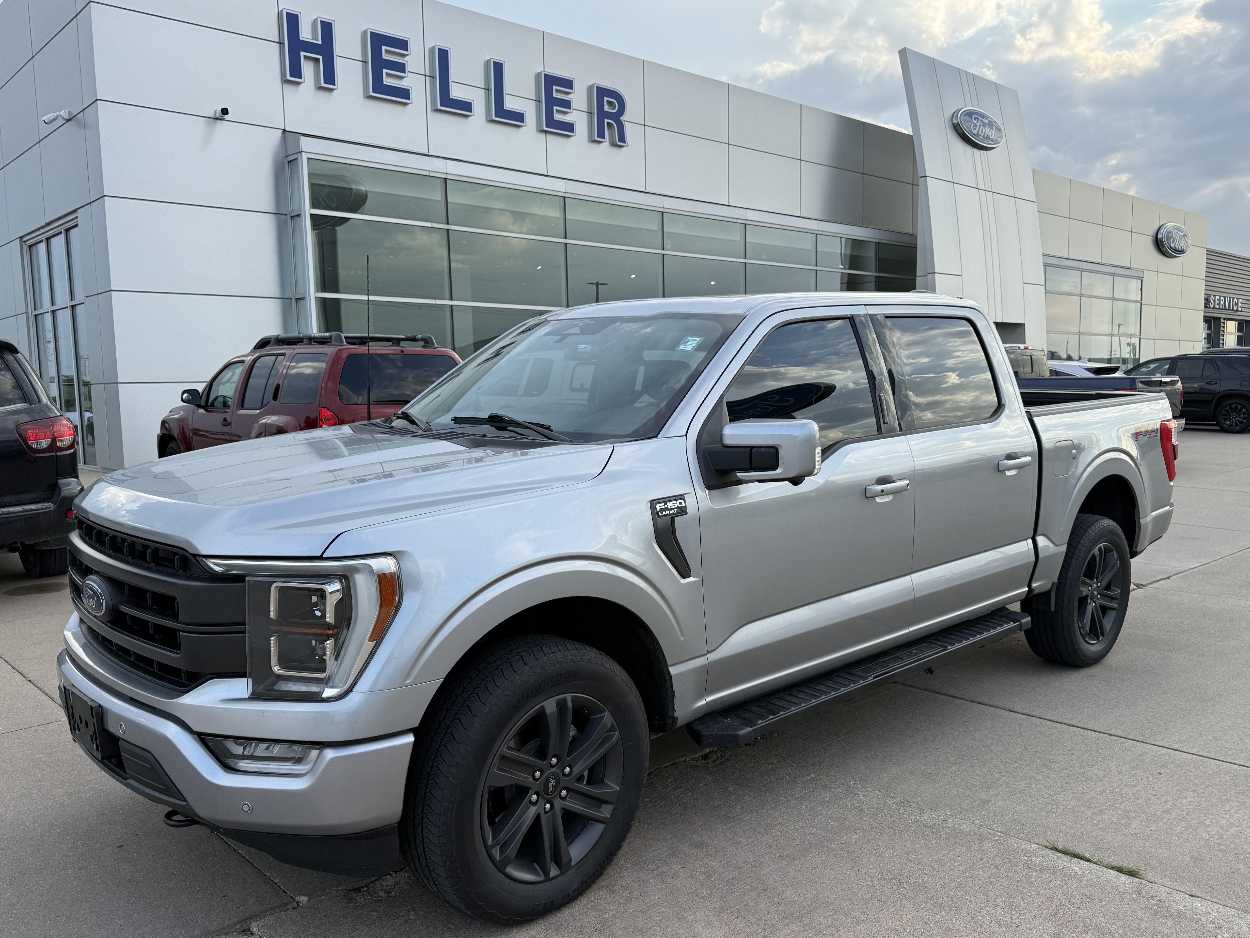 Used 2023 Ford F150 Lariat w/ Equipment Group 502A High AWD/4WD image 3