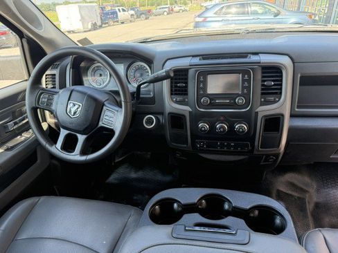 Used 2018 RAM 5500 Tradesman w/ Power & Remote Entry Group RWD image 8