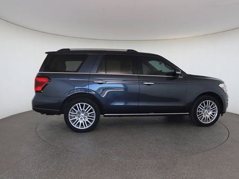 Used 2024 Ford Expedition Limited AWD/4WD image 22