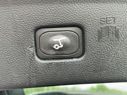 Used 2023 Ford Edge SEL w/ Convenience Package AWD/4WD image 32