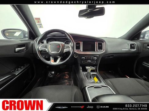 Used 2017 Dodge Charger SXT w/ Driver Confidence Group image 17
