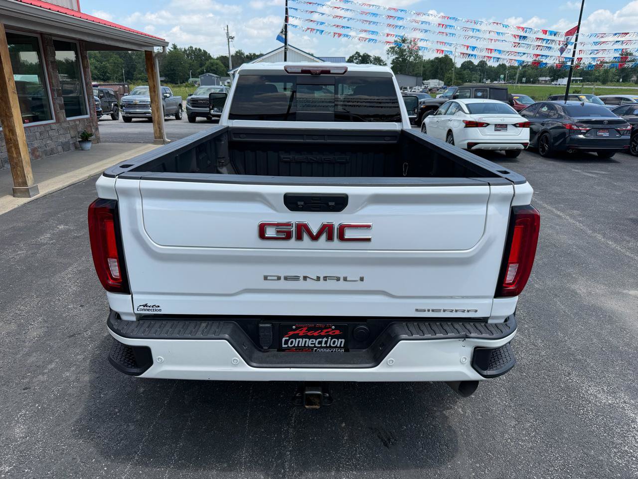 Used 2022 GMC Sierra 3500 Denali w/ Denali Ultimate Package AWD/4WD image 5