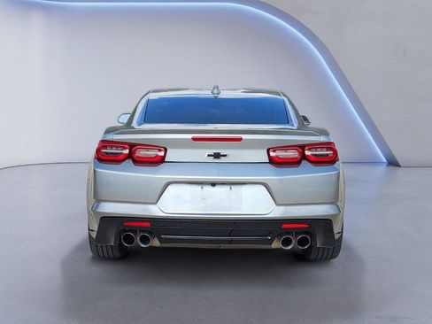 Used 2023 Chevrolet Camaro LT w/ Technology Package RWD image 7