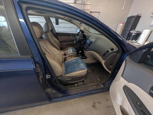Used 2012 Hyundai Elantra FWD image 26