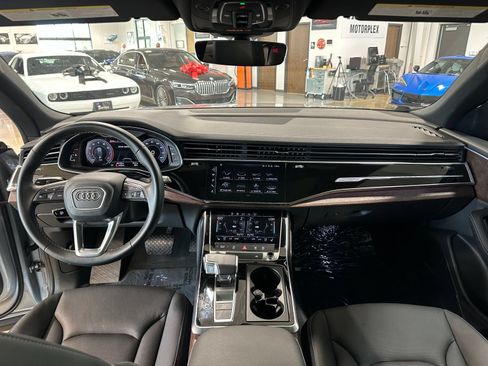 Used 2023 Audi Q8 Premium Plus AWD/4WD image 18