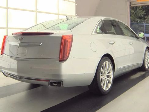 Used 2016 Cadillac XTS Luxury FWD image 3