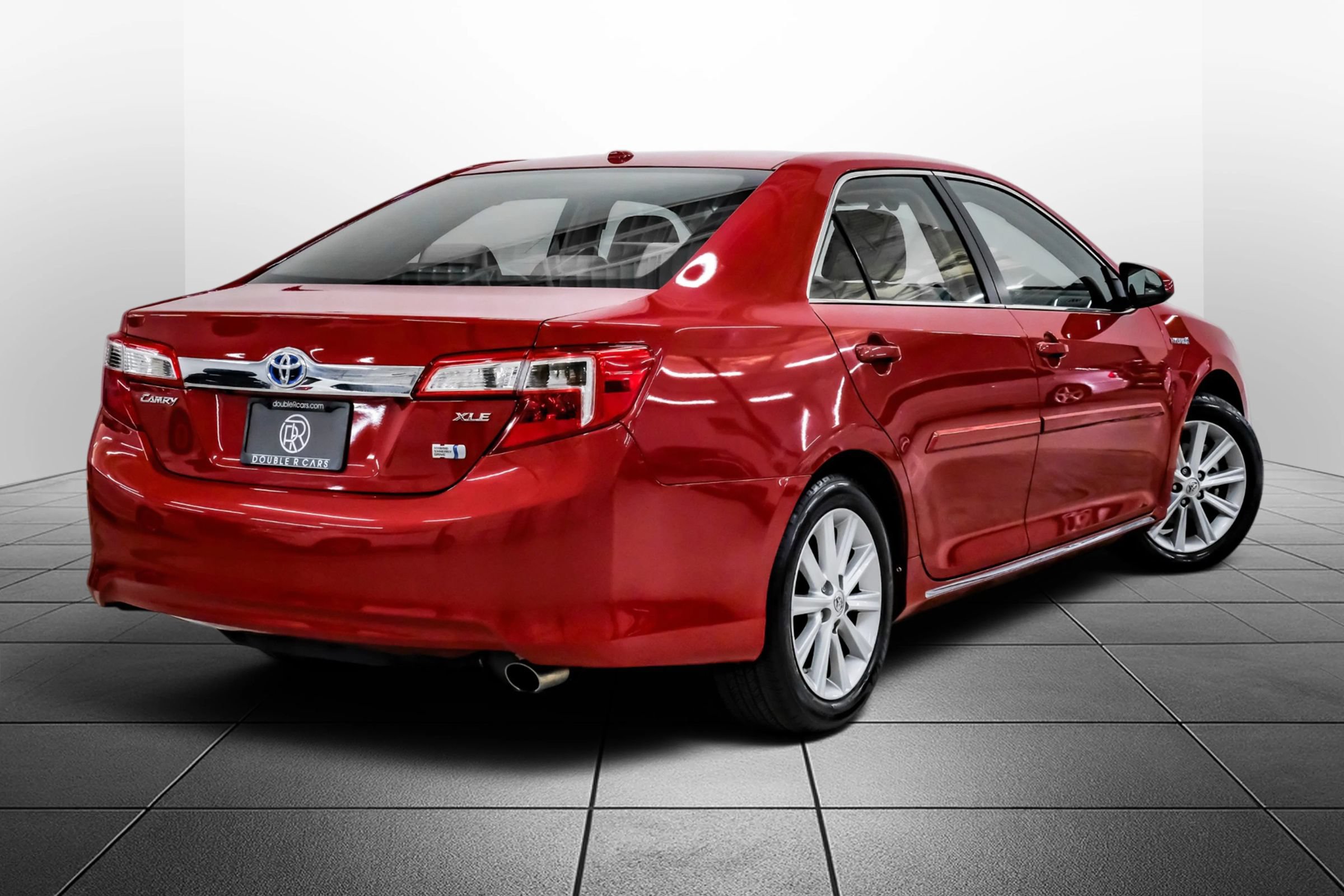 Used 2013 Toyota Camry XLE w/ Leather Pkg FWD image 9