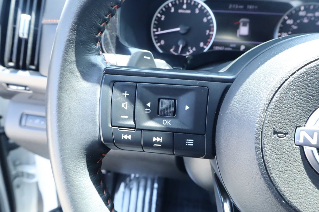 Used 2024 Nissan Pathfinder Rock Creek AWD/4WD image 24