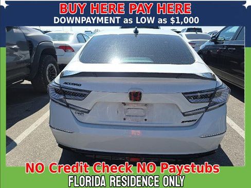 Used 2018 Honda Accord Sport image 4