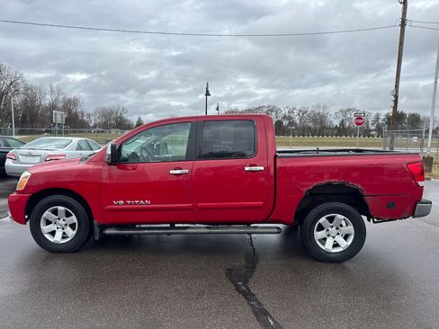 Used 2005 Nissan Titan LE w/ (S01) Side-Airbag Pkg w/ VDC image 10