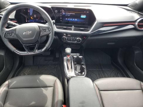 Used 2024 Chevrolet Trax RS w/ Sunroof Package FWD image 28