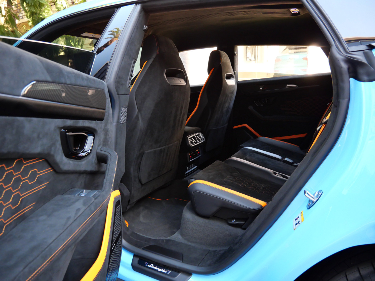 Used 2024 Lamborghini Urus Performante AWD/4WD image 33