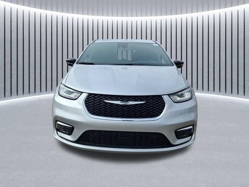 New 2026 Chrysler Pacifica Select FWD image 20