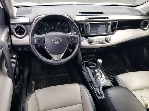 Used 2017 Toyota RAV4 Limited w/ Advanced Technology Package AWD/4WD image 17