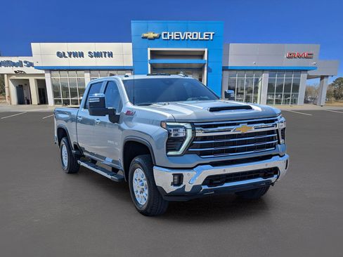 New 2026 Chevrolet Silverado 2500 LTZ w/ LTZ Premium Package image 3