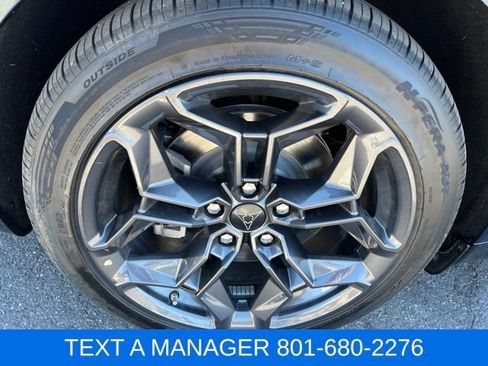Used 2025 Dodge Charger Daytona R/T w/ Sun & Sound Package AWD/4WD image 7