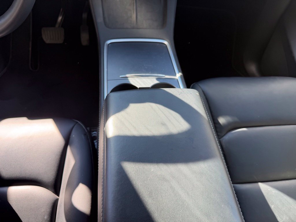 Used 2023 Tesla Model Y Long Range AWD/4WD image 24