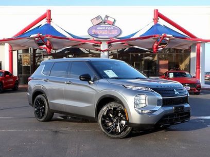 Used 2024 Mitsubishi Outlander SE Black Edition