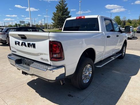 Certified 2025 RAM 2500 Big Horn AWD/4WD image 6