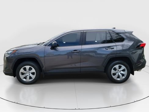 Used 2025 Toyota RAV4 LE FWD image 4