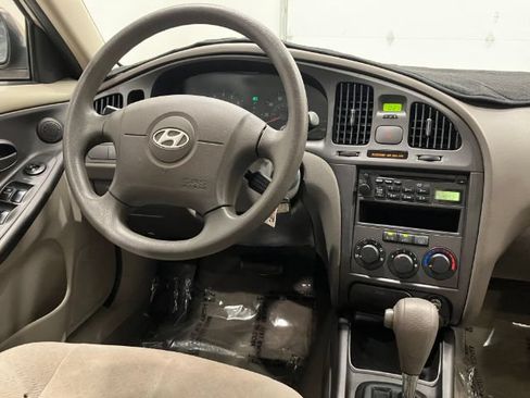 Used 2006 Hyundai Elantra GLS FWD image 27