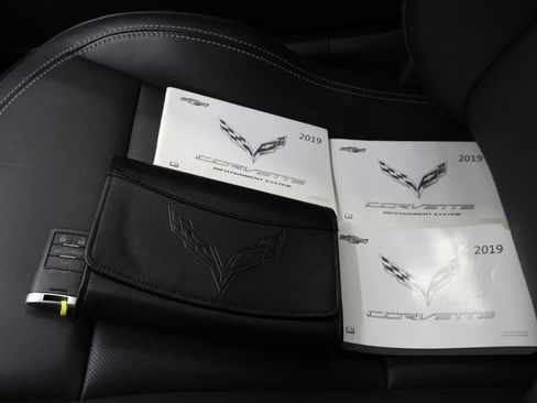 Used 2019 Chevrolet Corvette Stingray Coupe w/ Carbon Flash Badge Package RWD image 44