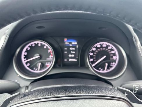 Used 2024 Toyota Camry SE image 30