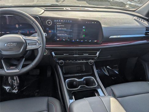 Used 2025 Chevrolet Traverse Z71 w/ Driver Confidence Package image 21